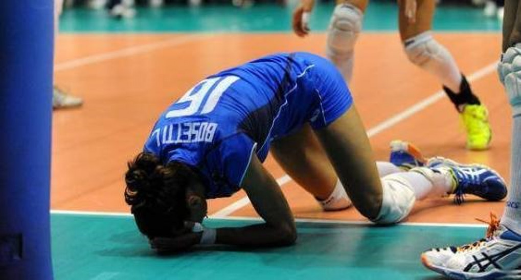 Volleyball Injuries - Why Volleyball Core Strength Exercises Are So Important